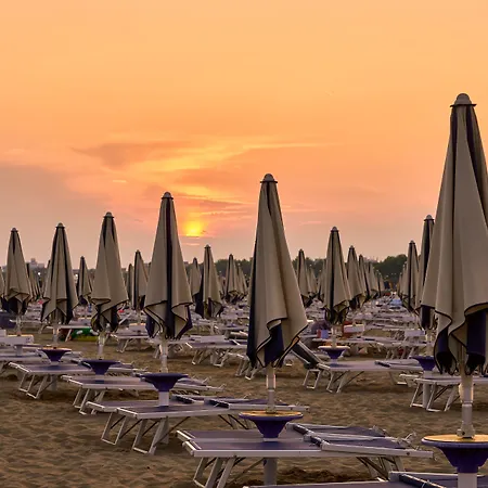 Wonderful Seafront In Apartment Bibione