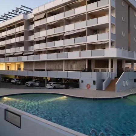 Wonderful Seafront In Бібіоне